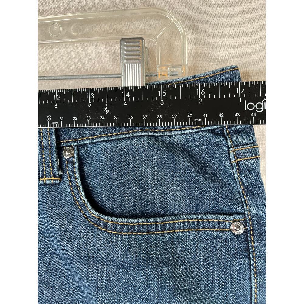 Seven7 Weekend denim short, size 10 EUC - Picture 7 of 10